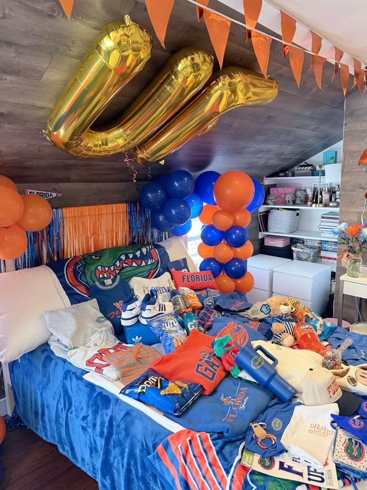 Florida Gators bed party setup