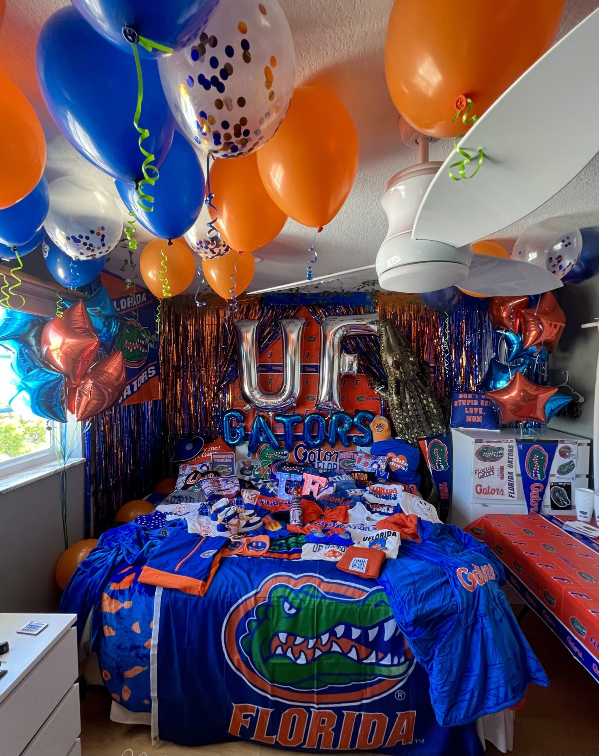 Florida Gators bed party celebration setup