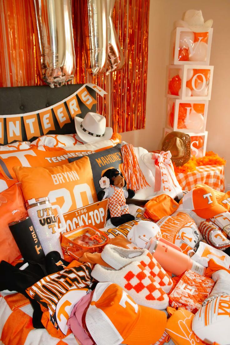 Tennessee Volunteers bed party celebration