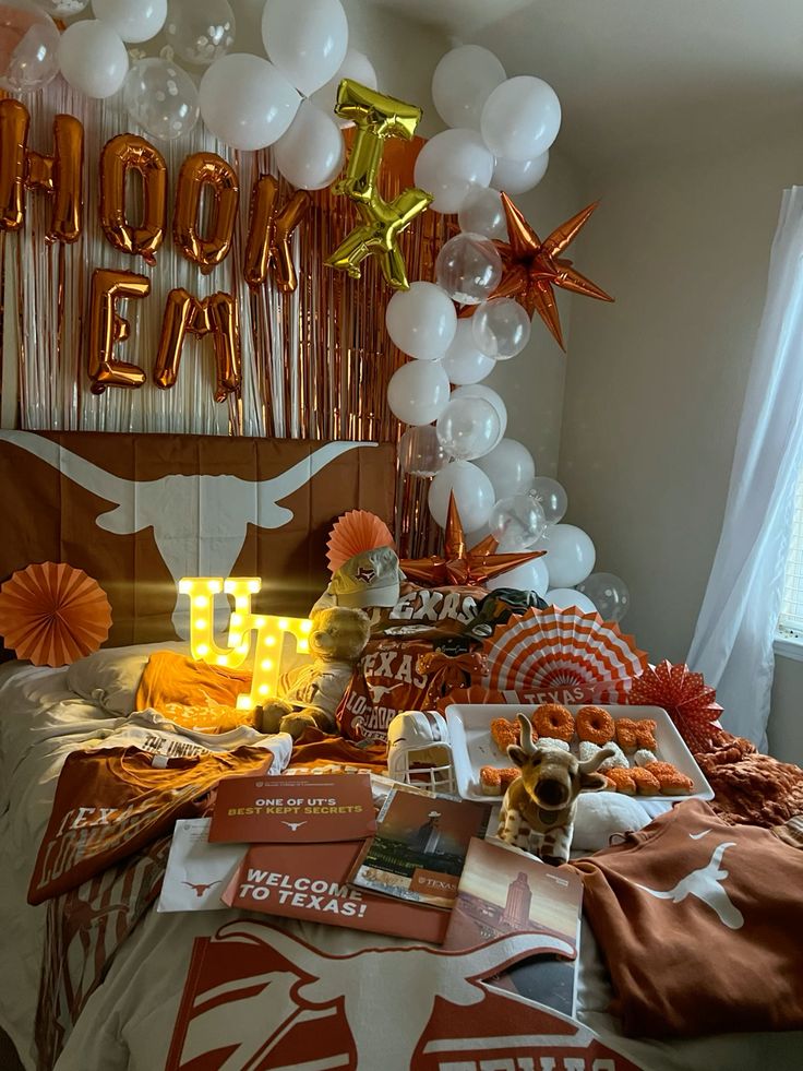 Texas Longhorns bed party celebration setup