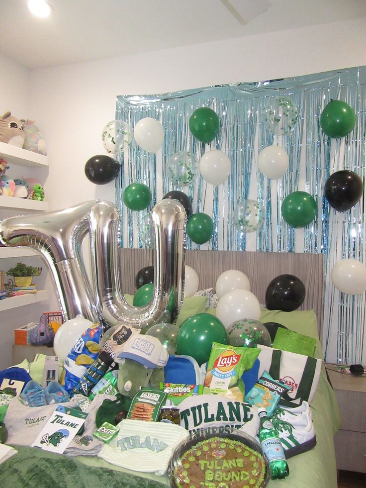 Tulane Green Wave bed party setup