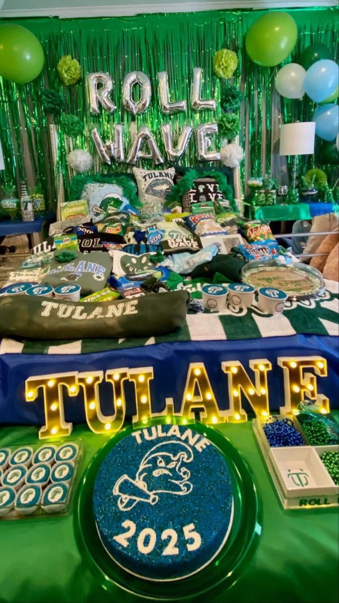 Tulane Green Wave bed party setup