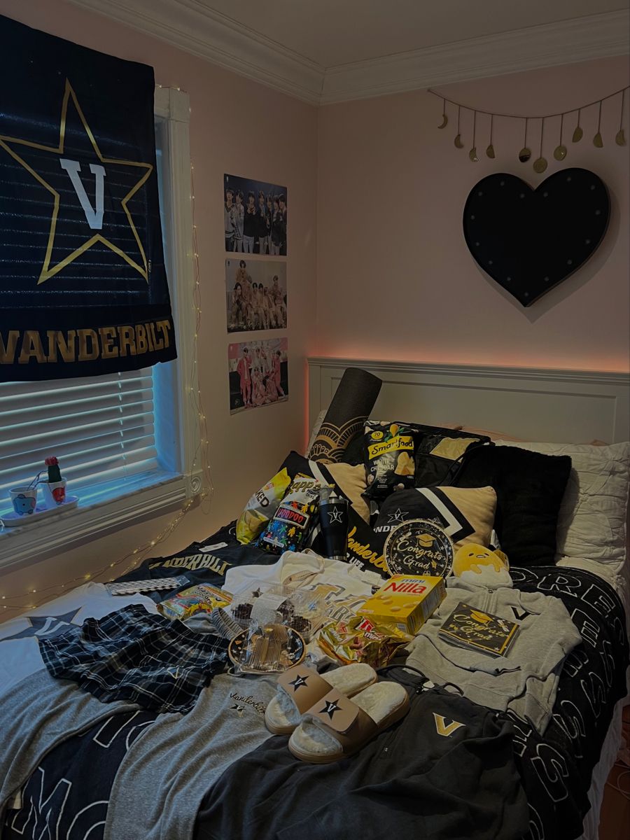 Vanderbilt bed party showcase
